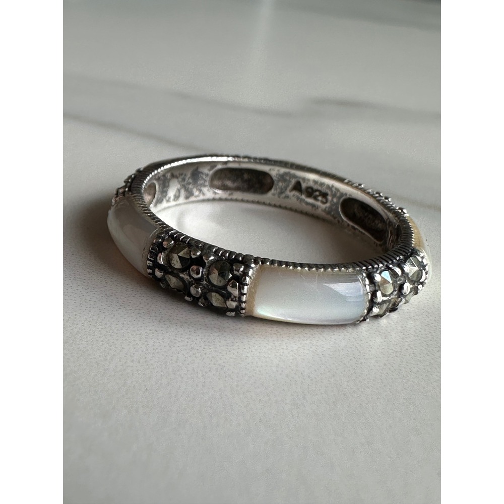 Vintage Sterling Silver Mother of Pearl Marcasite Eternity‎ Band Ring Size 9